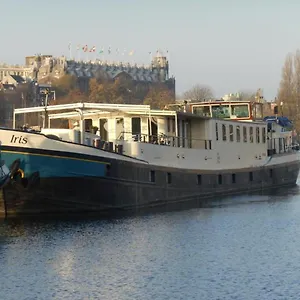 https://hotelboat-iris.amsterdamhotelsnl.com